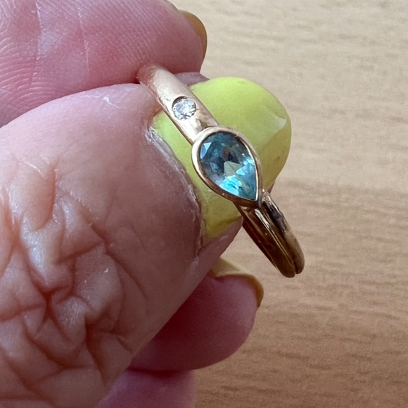 VINTAGE 14K YELLOW GOLD PEAR CUT BLUE TOPAZ DIAMOND BAND RING STACKABLE SLEEK - Picture 2 of 16